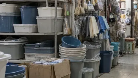 A wholesale market aisle